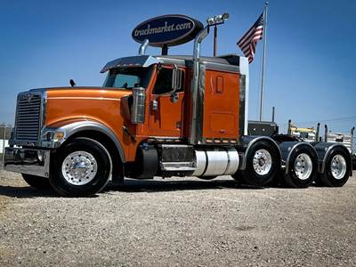 International 9900 Tri Axle Sleeper Semi Truck - Flat Top Sleeper, Cummins 485HP, 13 Speed Manual