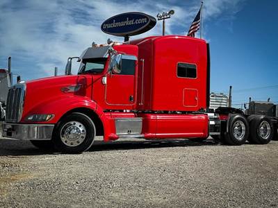 Peterbilt 386 Sleeper Semi Truck - Raised Roof Sleeper, Detroit 500HP, 13 Speed Manual