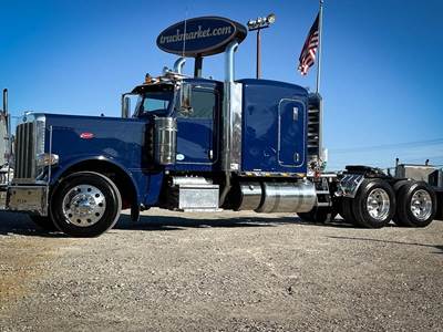 Peterbilt 389 Sleeper Semi Truck - Flat Top Sleeper, Cummins 565HP