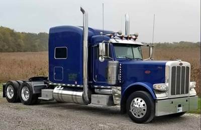 Peterbilt 389 Sleeper Semi Truck - Raised Roof Sleeper, Caterpillar 550HP, 13 Speed Manual
