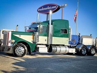 Peterbilt 389 Sleeper Semi Truck - Cummins 565HP, 18 Speed Manual