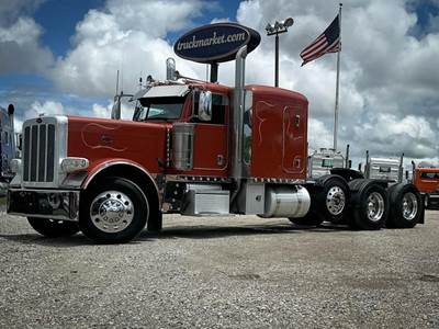 Peterbilt 389 Tri Axle Sleeper Semi Truck - Flat Top Sleeper, Caterpillar 525HP, 18 Speed Manual