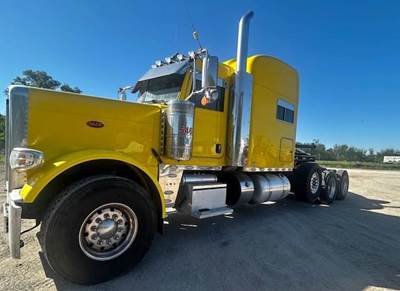 Peterbilt 389 Tri Axle Sleeper Semi Truck - Raised Roof Sleeper, Cummins 565HP, 18 Speed Manual
