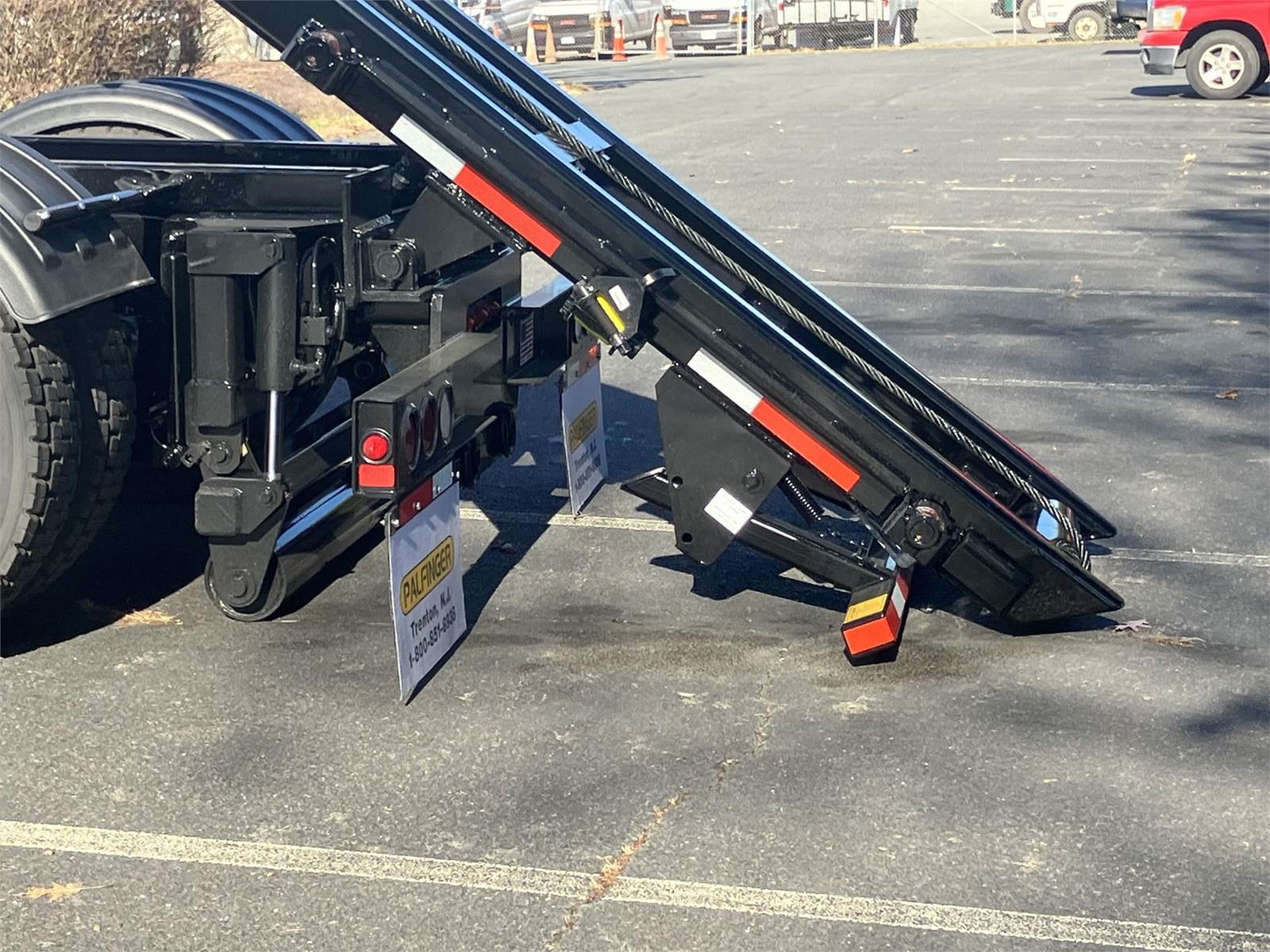 2024 Isuzu FVR Single Axle Roll Off Truck 260HP, Automatic For Sale