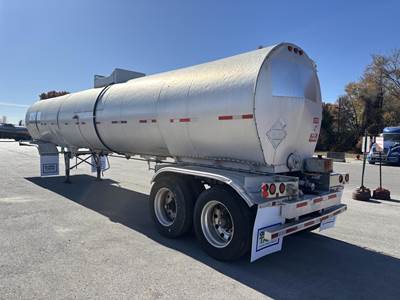 Polar U2412 POLAR ASPHALT TRAILER Asphalt / Hot Oil Tank Trailer