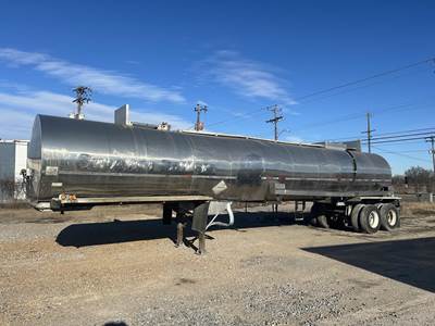 Brenner U2263 6700 GALLON SR CHEMICAL TRAILER Chemical / Acid Tank Trailer