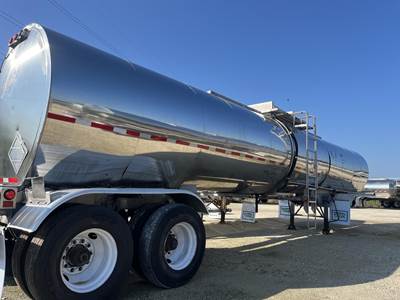 Brenner U2352 7000 GALLON SR MC307 TRAILER Chemical / Acid Tank Trailer