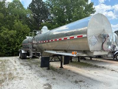 Brenner U2517 2000 BRENNER ACID TRAILER Chemical / Acid Tank Trailer