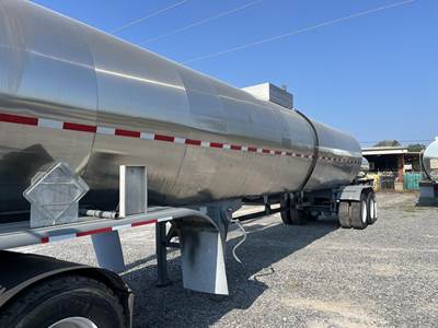 1973 Butler U2357 6500 GALLON SR CHEMICAL TRAILER Chemical / Acid Tank ...