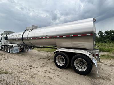 Fruehauf U2335 6900 GALLON DC CHEMICAL TRAILER Chemical / Acid Tank Trailer