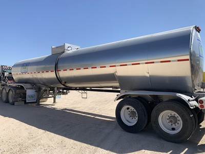 Fruehauf U2356 6900 GALLON DC CHEMICAL TRAILER Chemical / Acid Tank Trailer