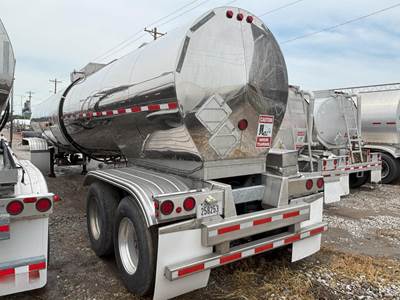 Polar U2409 7000 GALLON CHEMICAL TRAILER Chemical / Acid Tank Trailer