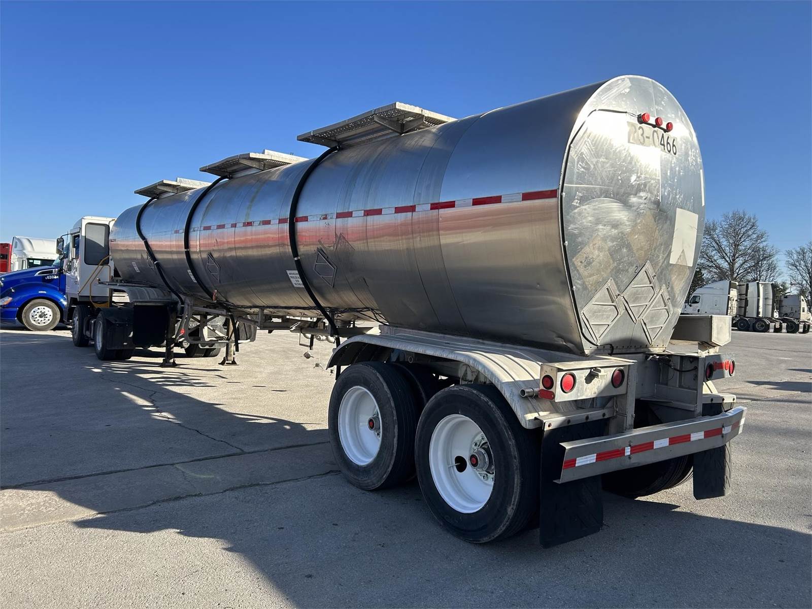 1987 STE 7000 GAL 3 COMPARTMENT DC DOT 307 U2090 Chemical / Acid Tank