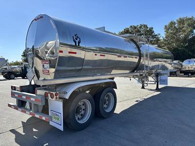 Tremcar U2407 7000 GAL DC TRAILER Chemical / Acid Tank Trailer