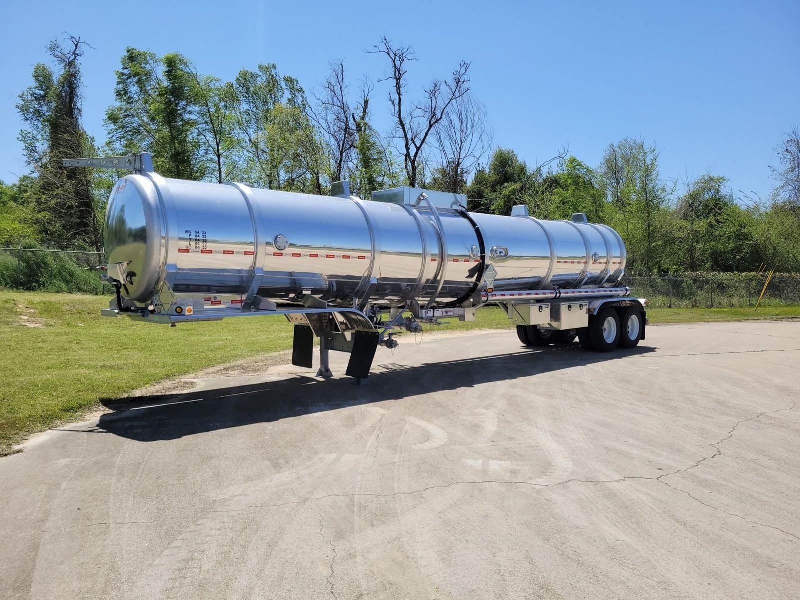 2024 Dragon 8400 GAL DC DOT 407 N3009 Crude Oil Tank Trailer For Sale