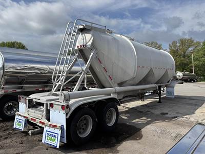 Fruehauf U2479 2000 FRUEHAUF 1400 CUFT DRY BULK TRAILER Dry Bulk / Pneumatic Tank Trailer
