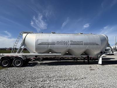 Heil Tandem Axle Aluminum Dry Bulk / Pneumatic Tank Trailer - Air Ride