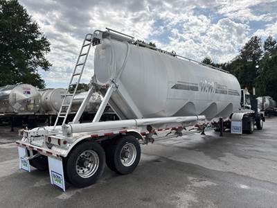 Heil U2531 Dry Bulk / Pneumatic Tank Trailer