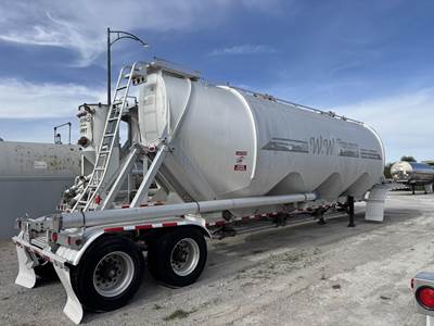 Heil U2533 1700 CUFT DRY BULK TRAILER Dry Bulk / Pneumatic Tank Trailer