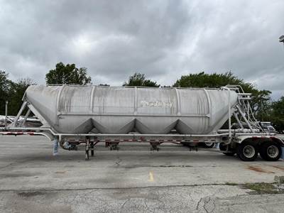 LBT U2490 2004 LBT 1600 CUFT DRY BULK TRAILER Dry Bulk / Pneumatic Tank Trailer