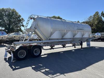 Polar U2364 1664 CUFT DRY BULK PNEUMATIC TRAILER Dry Bulk / Pneumatic Tank Trailer
