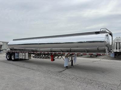 Mac LTT Aluminum Fuel Tanker Trailer - Air Ride