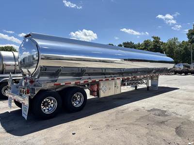 Polar 9500 X 4 DOT 406 PETROLEUM TANK WITH DISC BRAKES Fuel Tanker Trailer