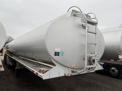 Polar 9500X4 PETROLEUM TRAILER Tandem Axle Aluminum Fuel Tanker Trailer - Air Ride