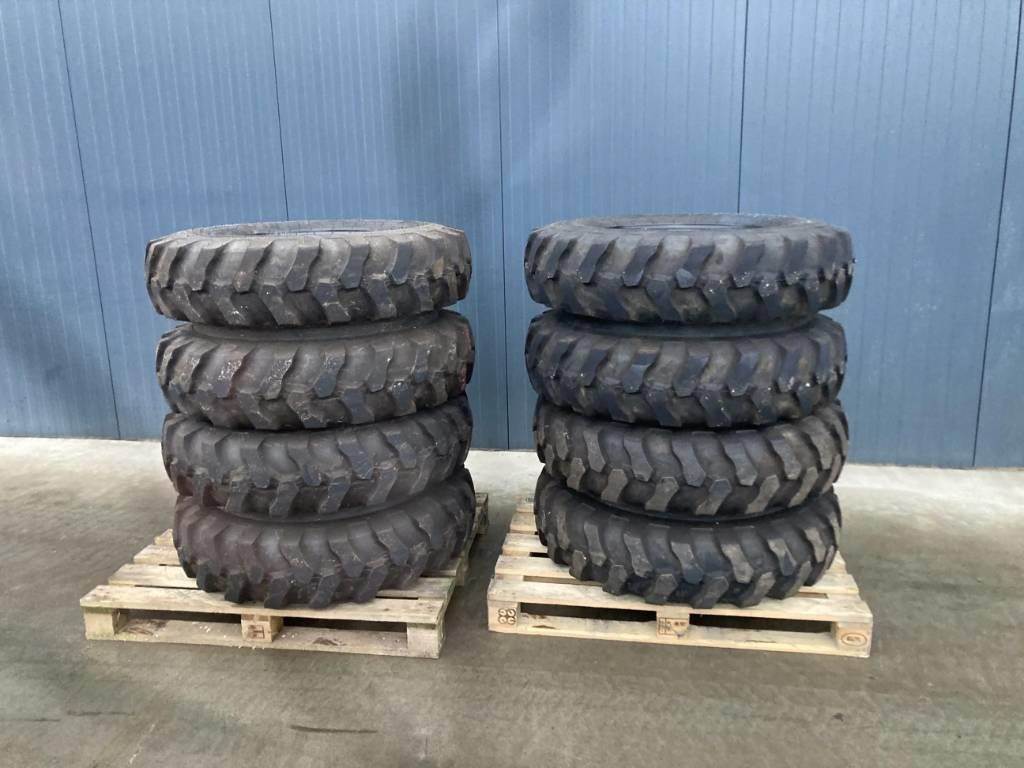 2024 Apollo 1000 x 20 SET / 10.00 x 20 4x2 tires Tire & Rim For Sale