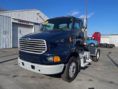2008 Sterling L9500 Single Axle Day Cab Truck GOVT OWNED, LOW MILES, Tractor, Air Slide 5th Wheel, City Truck, Moving Trailers