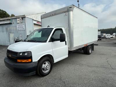 2019 Chevrolet 3500 Cutaway Box Truck, 16FT Box, Construction, Plumbing, Electrical, Handyman, Utility, Moving, Service, Mechanic, Low Miles, Gasoline