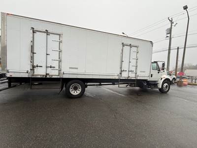 2019 International 4300 Box Truck, Ramp, Over CDL, Supreme 26 FT Dry ...