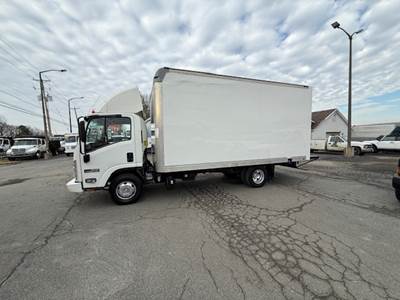 2015 Isuzu NPR Box Truck