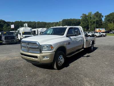 2016 RAM 3500 Crew Cab Flatbed Truck, 4x4, Western Hauler, Longhorn, Low Miles, Diesel, Cummins, Fifth Wheel, Hauler