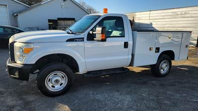 2013 Ford F-350 XL Mechanic / Service Truck, 4x4, XL, Work, Construction, Handyman, Plumber, 8FT KNAPHEIDE BED, CREW CAB, Smart Hitch, Gas