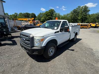 2013 Ford F-350 XL Mechanic / Service Truck, 4x4, XL, Work, Construction, Handyman, Plumber, 8FT KNAPHEIDE BED, CREW CAB, Smart Hitch, Gas