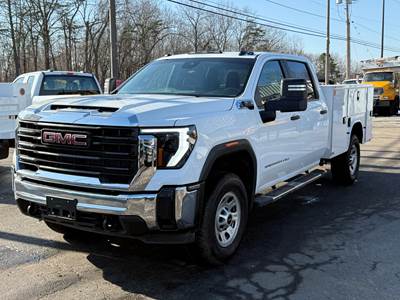 2024 GMC 3500 Crew Cab Mechanic / Service Truck, 4WD Service Truck, Plumber, Construction, Handyman, Electrician, Gas 9FT Bed