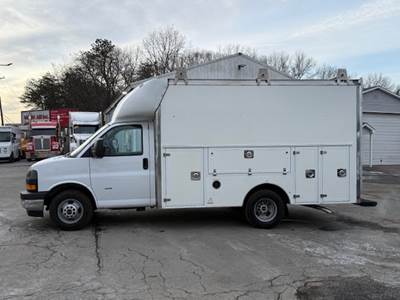 2018 GMC 3500 Mechanic / Service Truck, Low Miles, Diesel, 12FT Boxes, Construction, Plumber, Electrician, Handyman, Clean, Utility