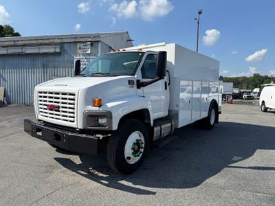 2009 GMC C7 Mechanic / Service Truck, Enclosed Utility, Handyman, Electrician, Plumbing Truck, Diesel, Low Miles, 14ft Long
