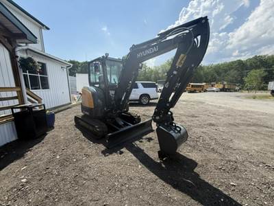 2026 Hyundai HX35AZ Compact Mini Excavator - 24" Bucket - Enclosed Cab w/ AC, Heater, Radio