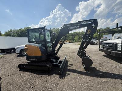 2026 Hyundai HX35AZ Mini Excavator - 24" Bucket - Enclosed Cab with AC, Heater, Radio - Long Arm