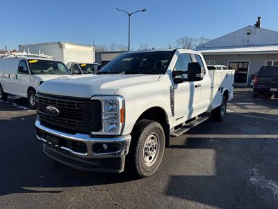 2025 Ford F-350 Extended Cab Truck