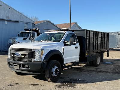 2019 Ford F-450 Stake Bed - Stake Body - Solid Panels