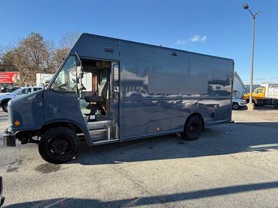 2021 Ford F-59 Step Van, Bread Truck, Utility, Package Delivery, Moving, City Truck, Catering, Bookmobile, UPS, Food Truck
