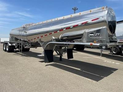Mac LTT Chemical / Acid Tank Trailer