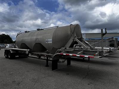 Heil Dry Bulk / Pneumatic Tank Trailer
