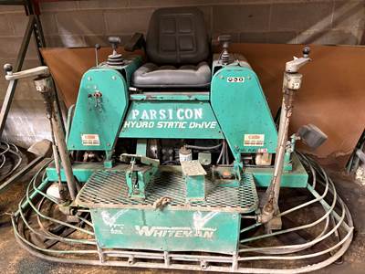 Whiteman Ride On Hydraulic Drive Cement Trowel