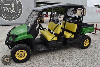 John Deere GATOR XUV 550 S4 Utility Vehicle