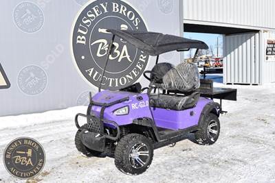 RC Car RC-G4.4 Electric Forklift, Front Seat, Rear Cargo Bed, Mirrors, Has