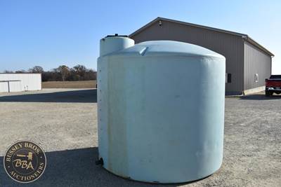 2,500 GALLON Storage Tank